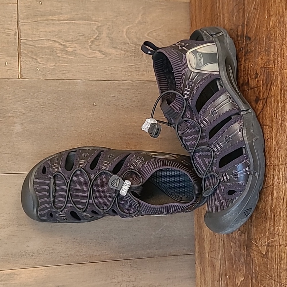 Keen Purple and Black Men's Sandals